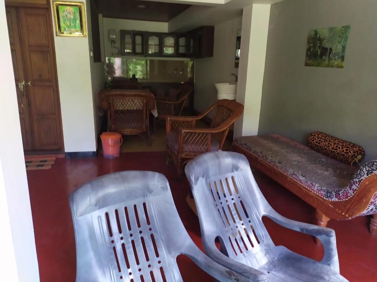 Ambadi'S Villa -Lake View Resort Pallipuram Ngoại thất bức ảnh