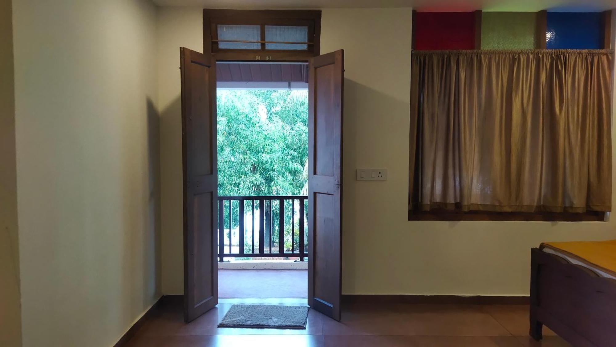 Ambadi'S Villa -Lake View Resort Pallipuram Ngoại thất bức ảnh