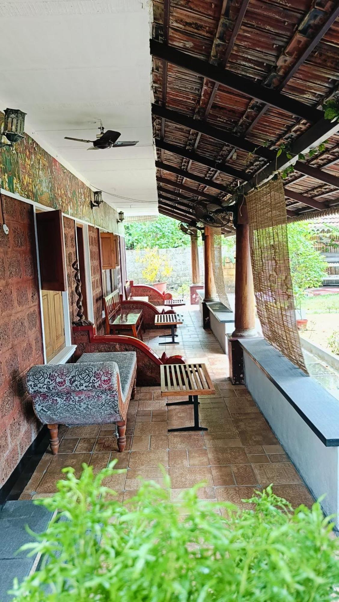 Ambadi'S Villa -Lake View Resort Pallipuram Ngoại thất bức ảnh